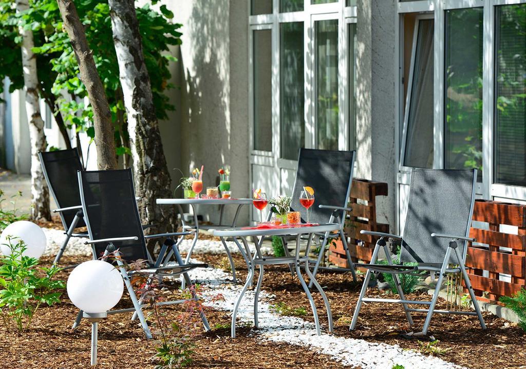 Michel Hotel Frankfurt Airport Rüsselsheim Екстериор снимка