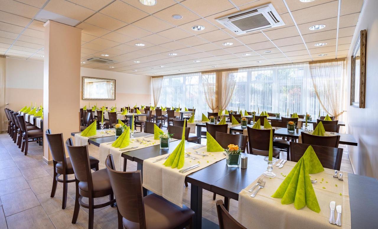 Michel Hotel Frankfurt Airport Rüsselsheim Екстериор снимка
